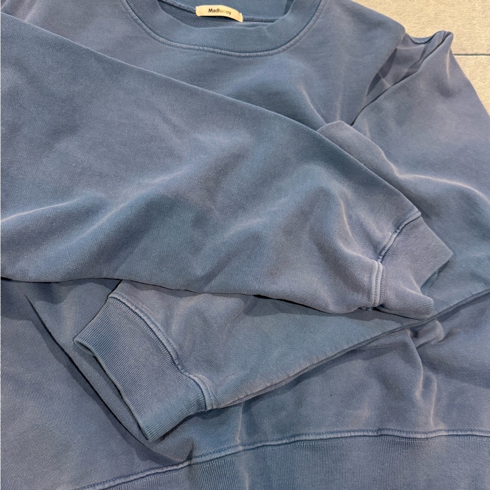 MadHappy Campus Essentials Cropped Blue Crewneck size XL - Picture 9 of 9